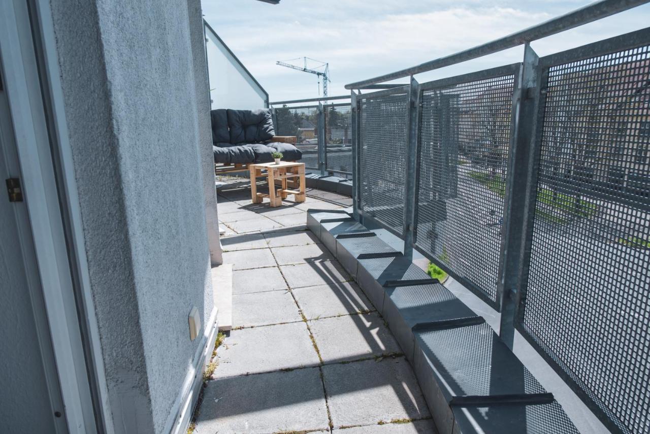 Fullhouse - Dessau - K36 Supreme - Balcony Apartment ภายนอก รูปภาพ